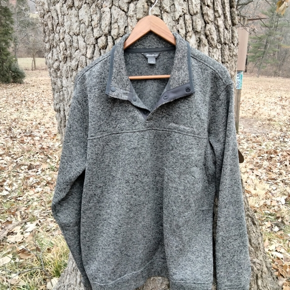 Eddie Bauer Other - Eddie Bauer Men's Pullover in size L.
